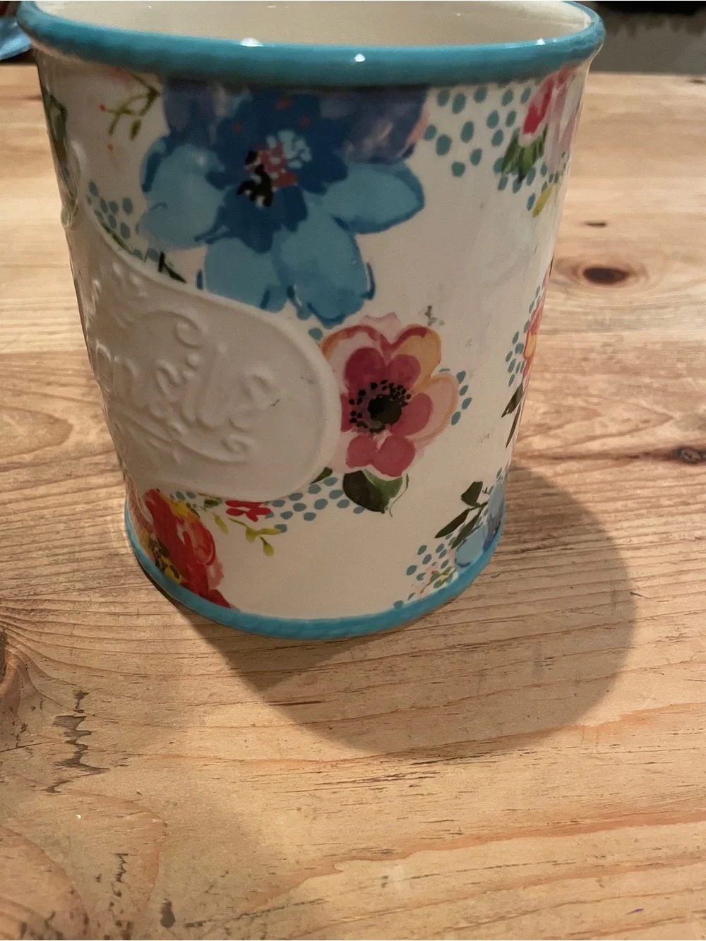 NWT Pioneer Woman “Melody” stoneware floral embossed utensil holder